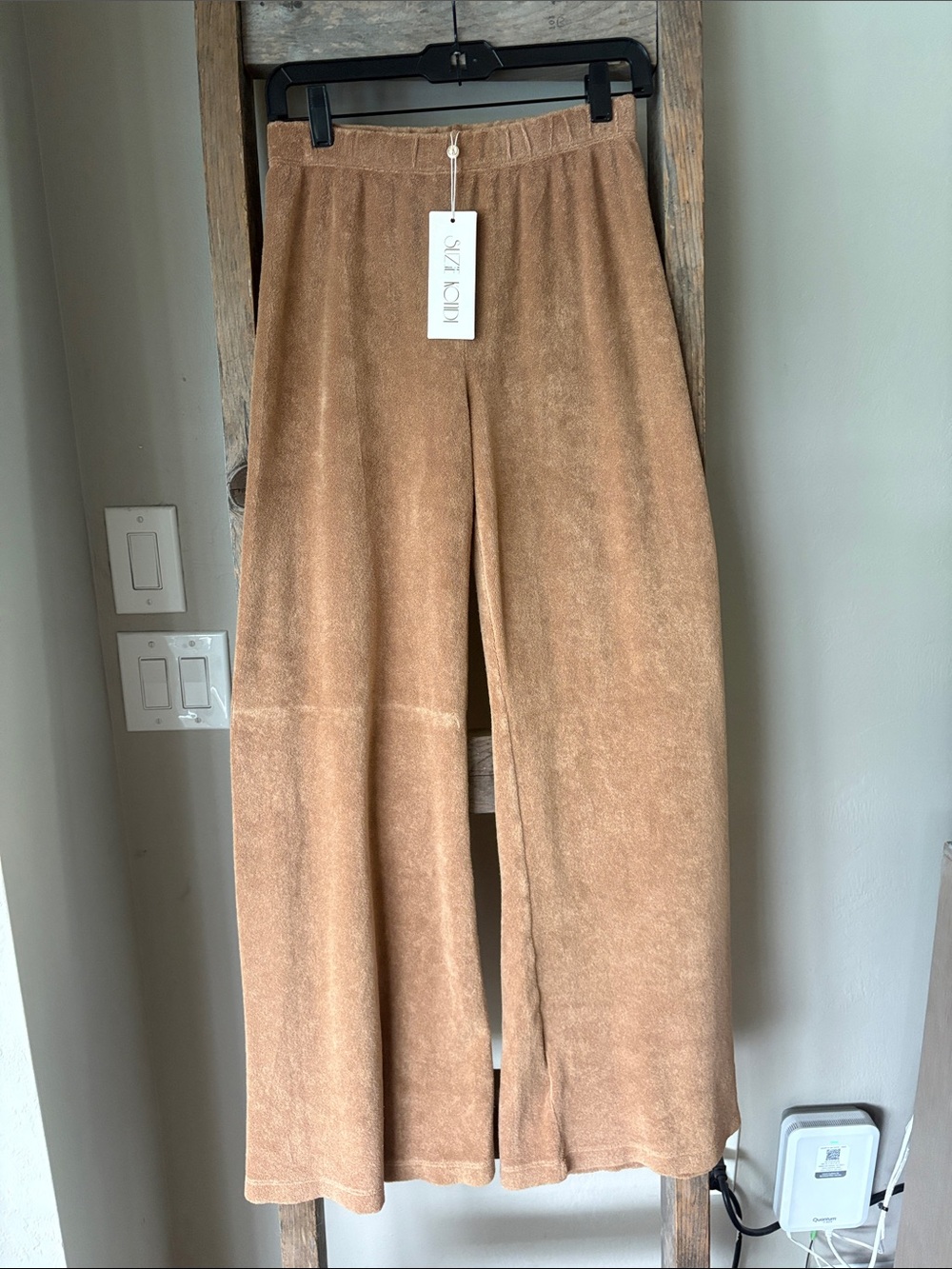 NEW SUZIE KONDI zephyra flare terry pants in pecan size small - Picture 5 of 10